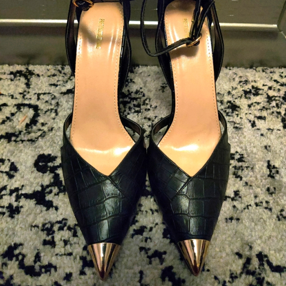 Pretty little thing black gold tip heels never worn